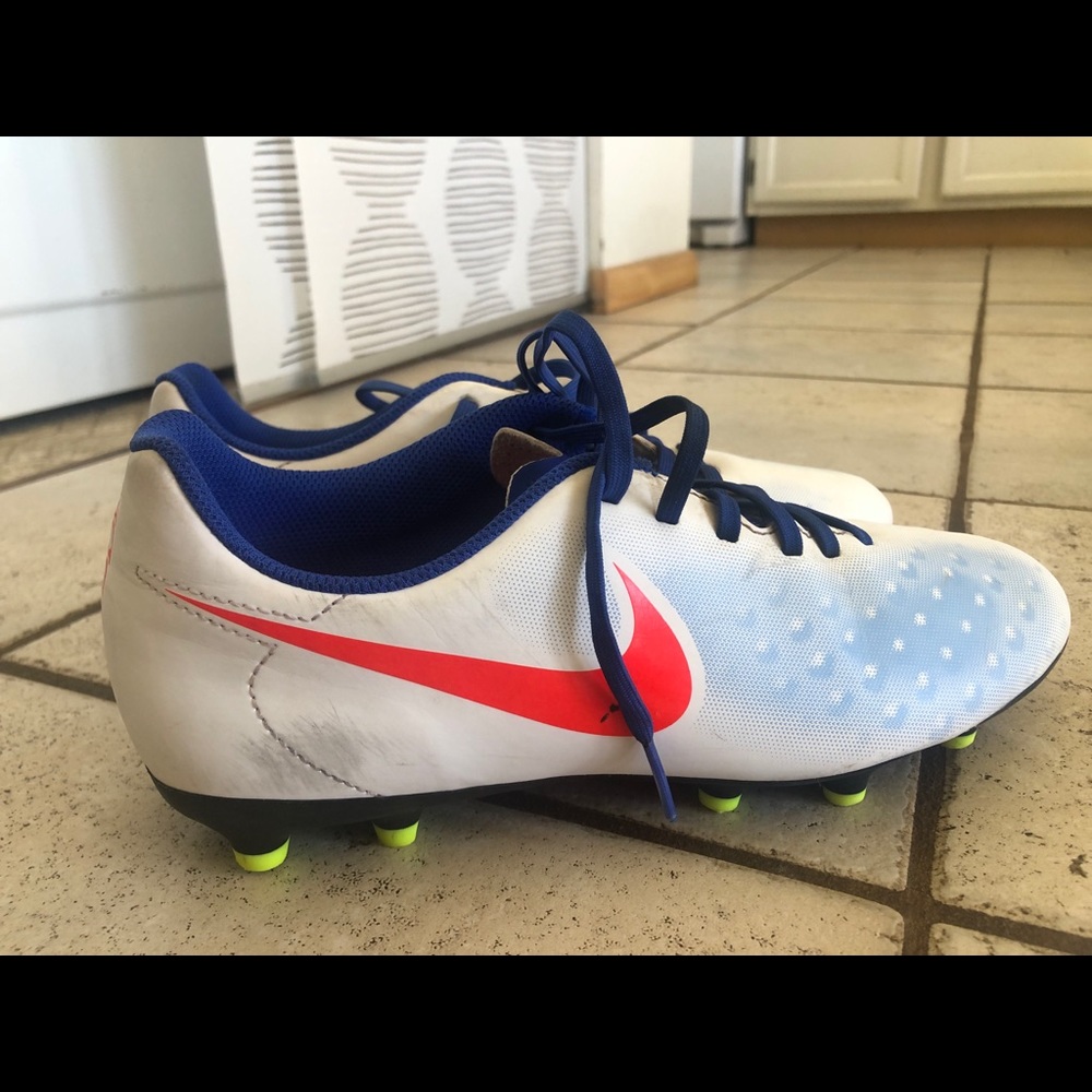 Nike Women’s Soccer Cleats